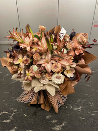 FT110 - Brownie-Colored Giant Bouquet