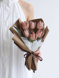 FT100 - Brownie Brown Tulip