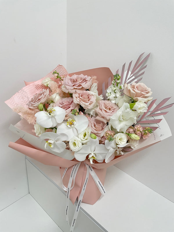 buy freestyle bouquet m size