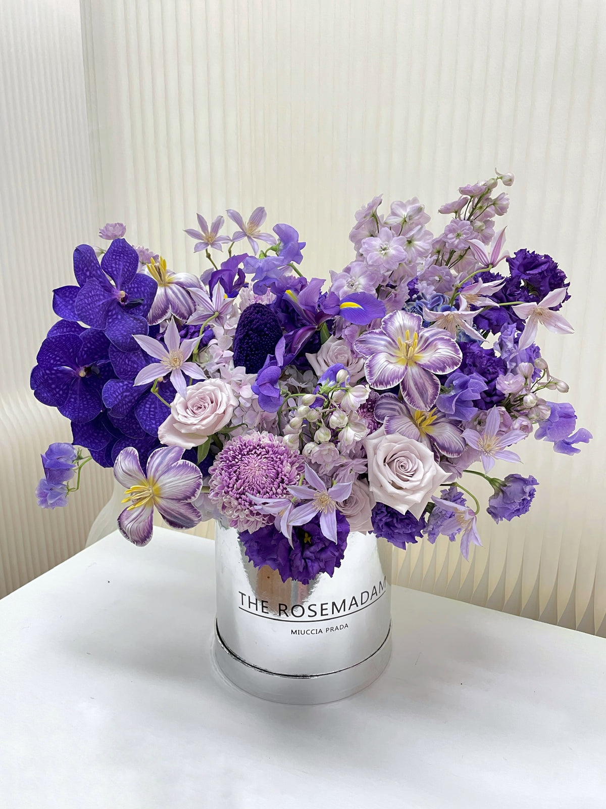 FX04-Mysterious Purple Fresh Flower Box