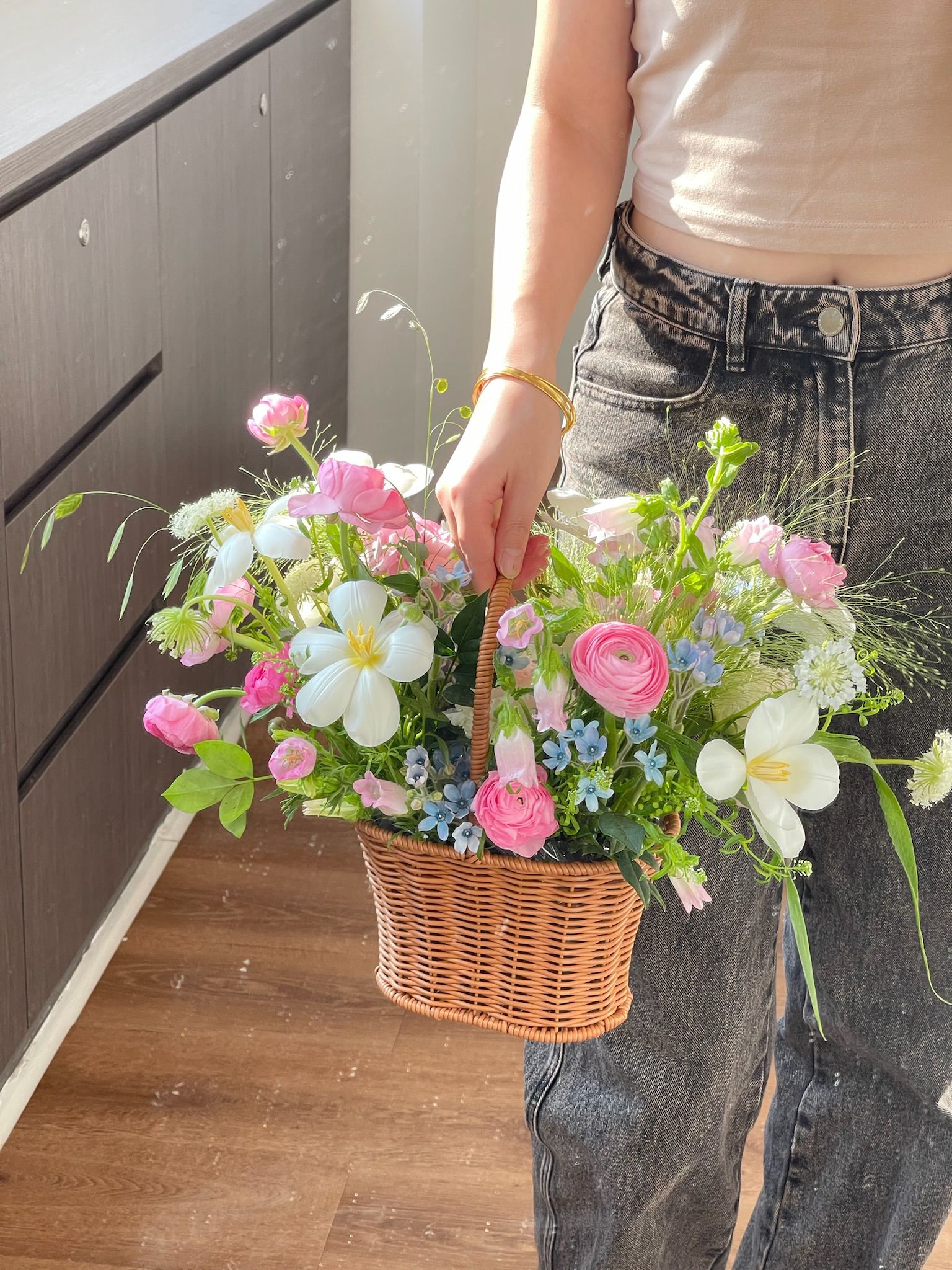 Flower商品です 激カワ完売ケイトスペード入手困難スマートウォッチ （激カワ