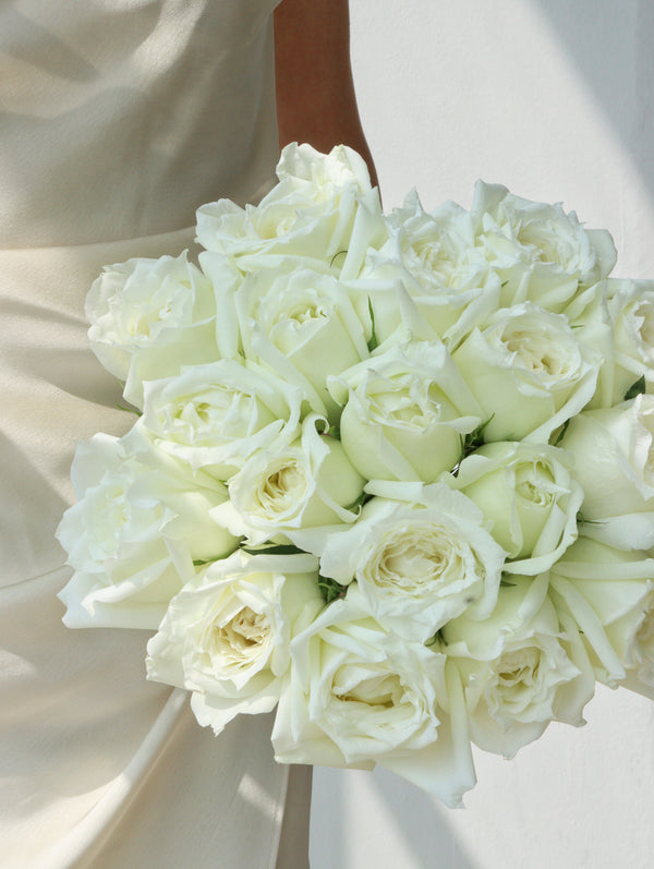 BD18- White Roses Bridal Bouquet