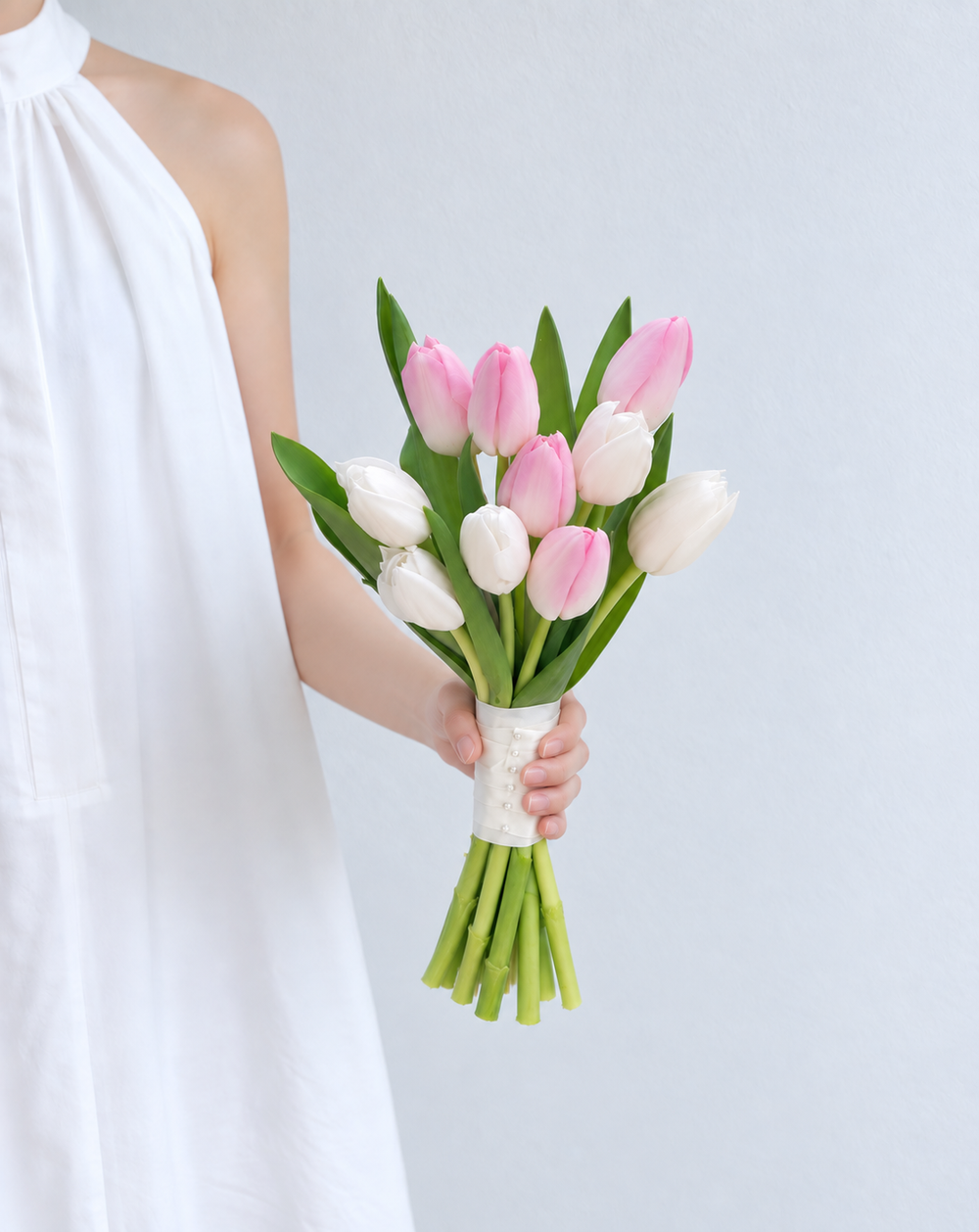 Pink & White Tulip Bridal Bouquet | ROM Singapore – White Dew Flower