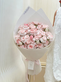 FT194-Pink & White Tulip with Fairy Kiss Roses