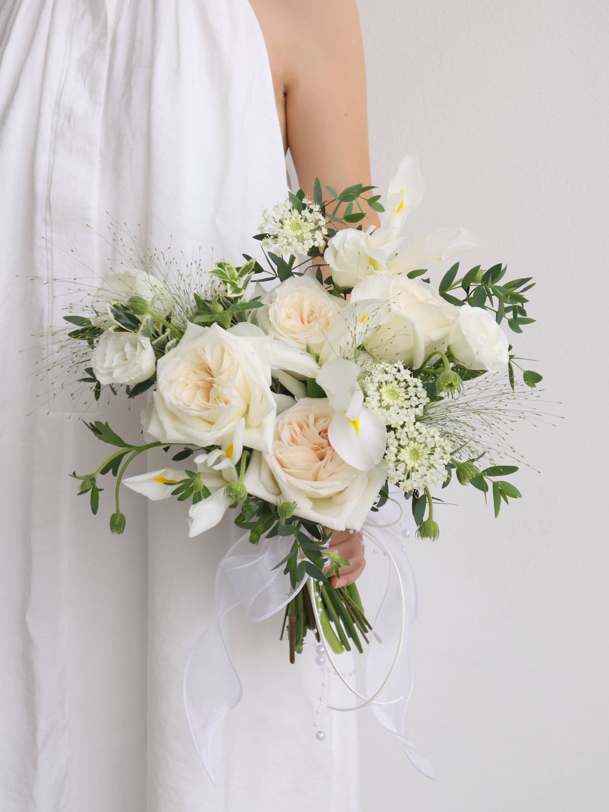 BD30-Rustic Wide Bridal Bouquet
