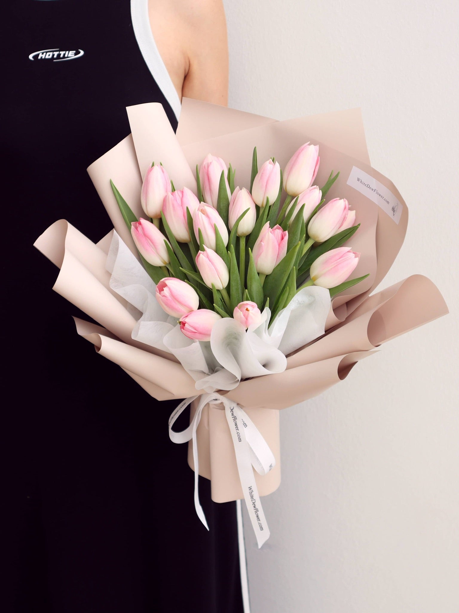 FT45- Holland Pink Tulip – White Dew Flower