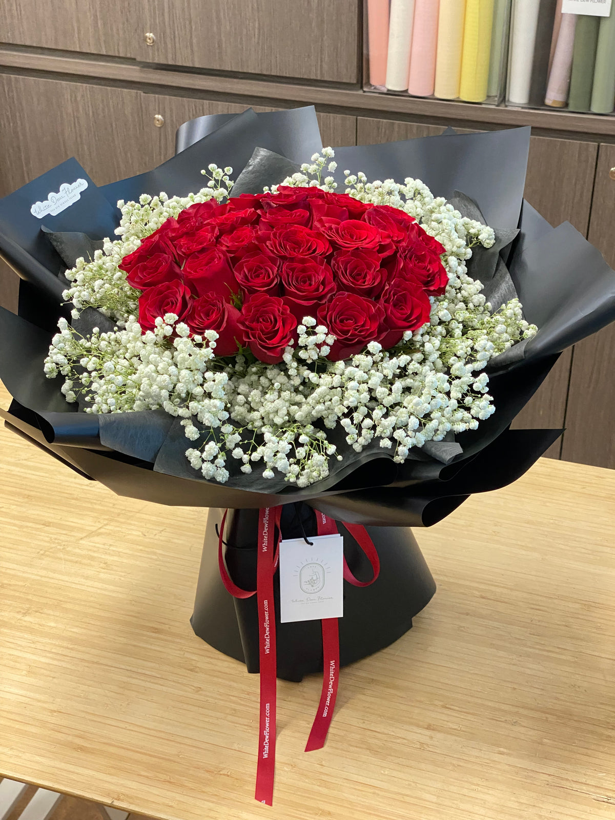 VD111-33/52/99 Red Roses with Baby's Breath