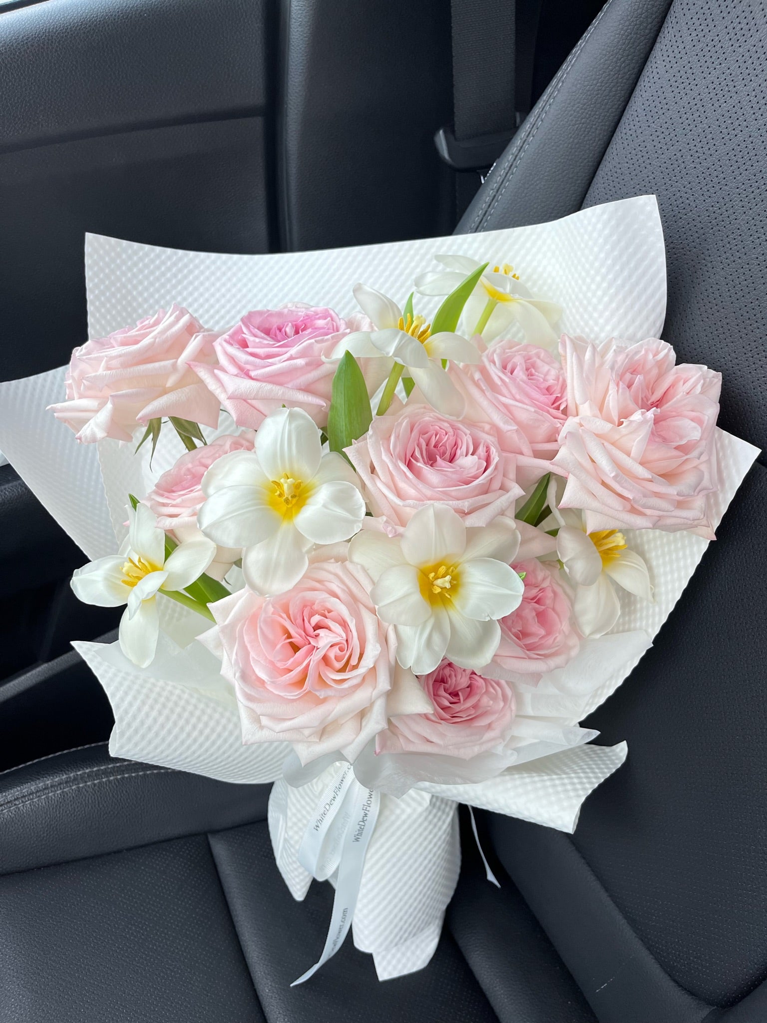 Shop Products Flower Online in Singapore | White Dew Flower